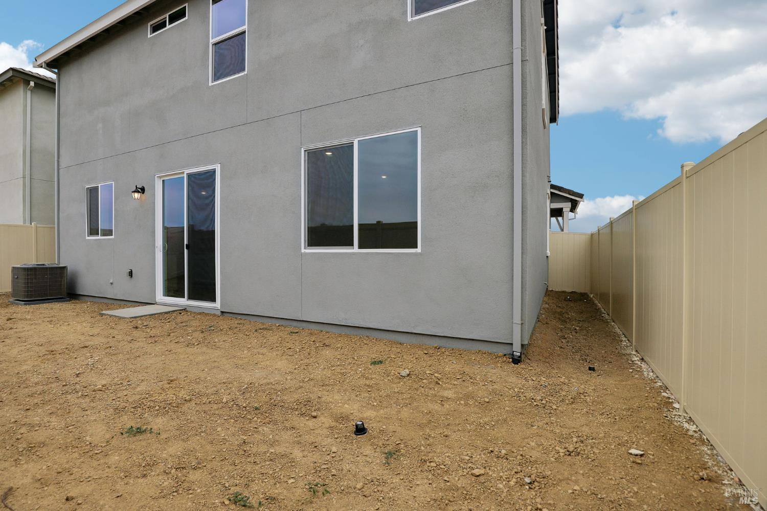 5884 Trailblaze Drive Fairfield CA 94533