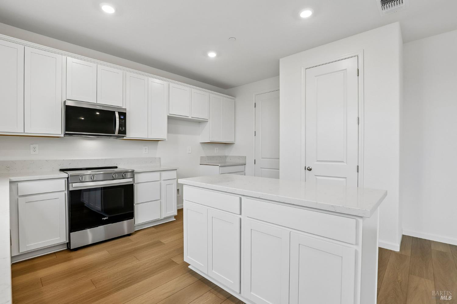 5884 Trailblaze Drive Fairfield CA 94533