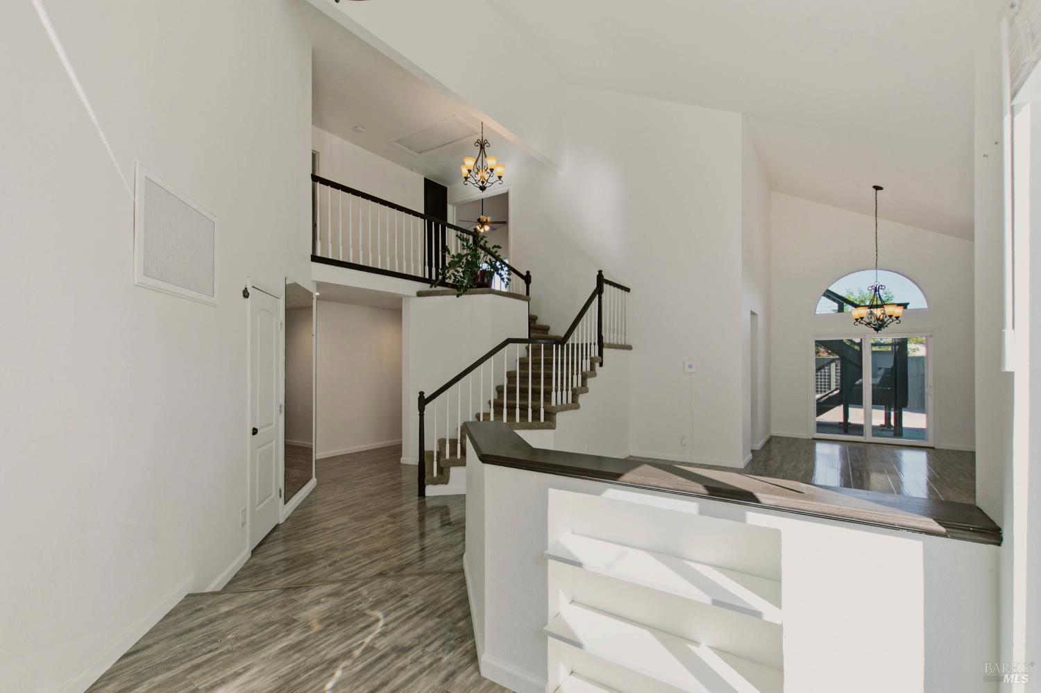 7200 Roxanne Lane Rohnert Park CA 94928
