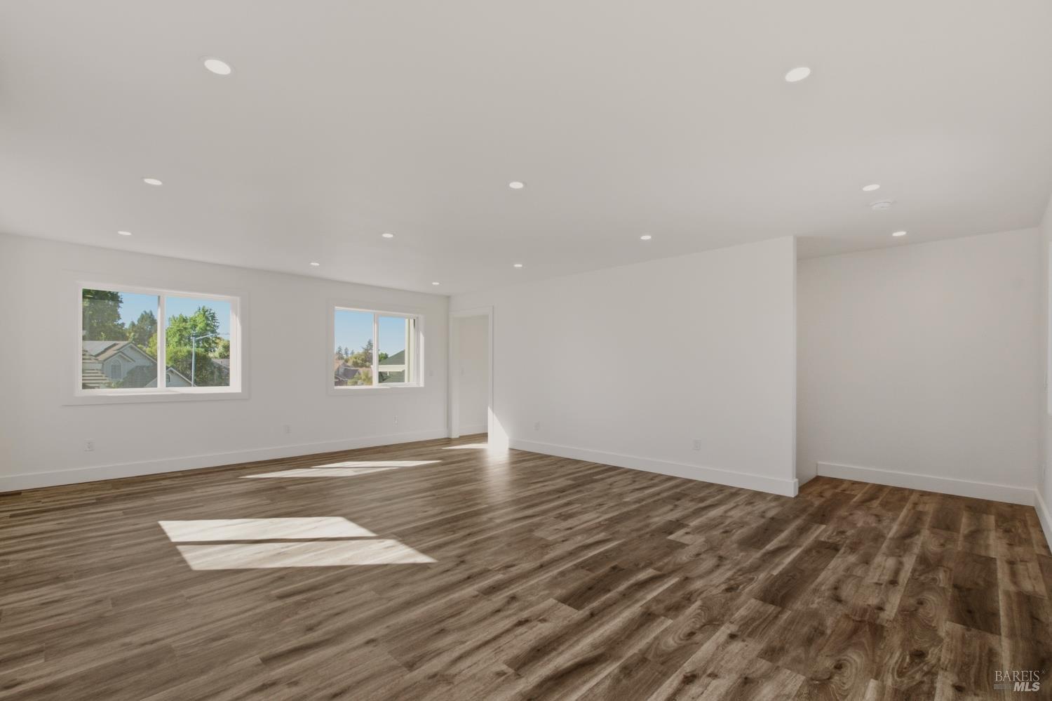 7200 Roxanne Lane Rohnert Park CA 94928