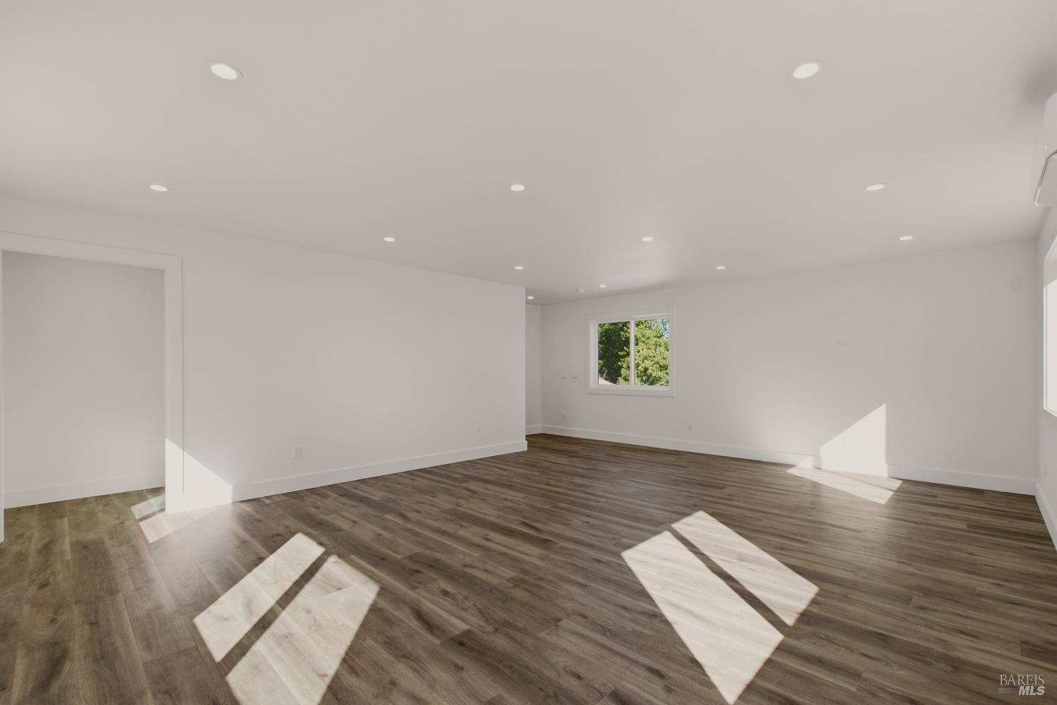 7200 Roxanne Lane Rohnert Park CA 94928