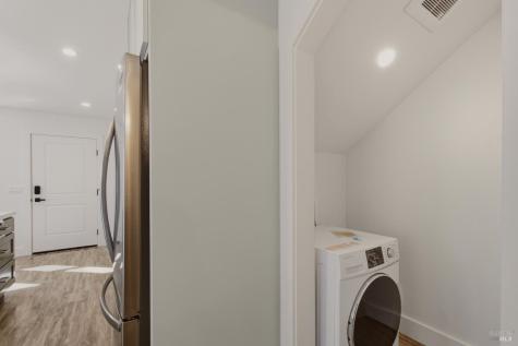 7200 Roxanne Lane Rohnert Park CA 94928