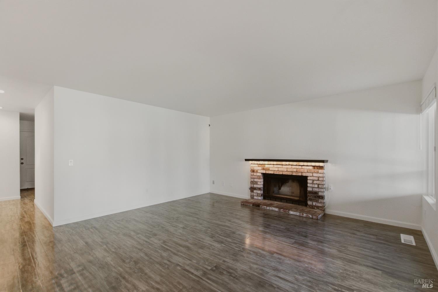 7200 Roxanne Lane Rohnert Park CA 94928