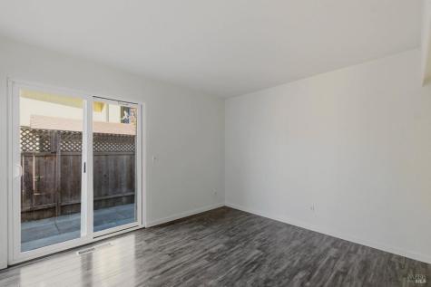 7200 Roxanne Lane Rohnert Park CA 94928