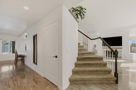 7200 Roxanne Lane Rohnert Park CA 94928