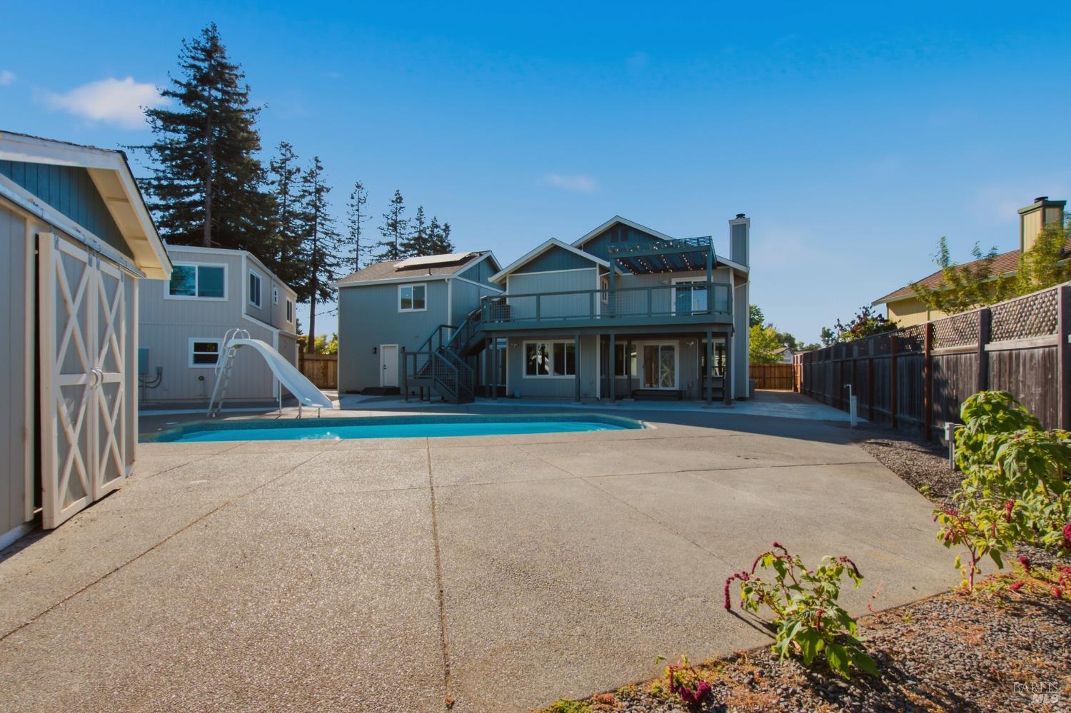 7200 Roxanne Lane Rohnert Park CA 94928