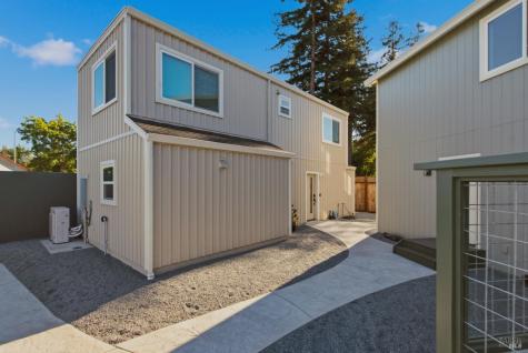 7200 Roxanne Lane Rohnert Park CA 94928