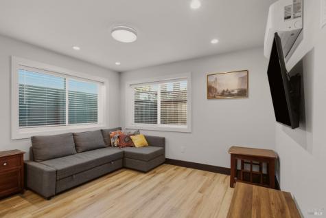 7200 Roxanne Lane Rohnert Park CA 94928