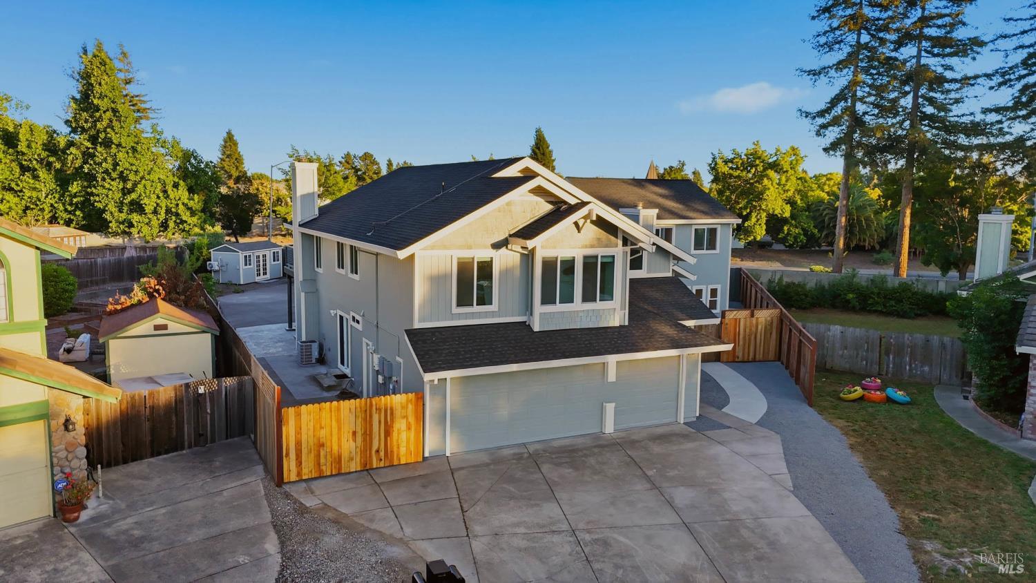 7200 Roxanne Lane Rohnert Park CA 94928