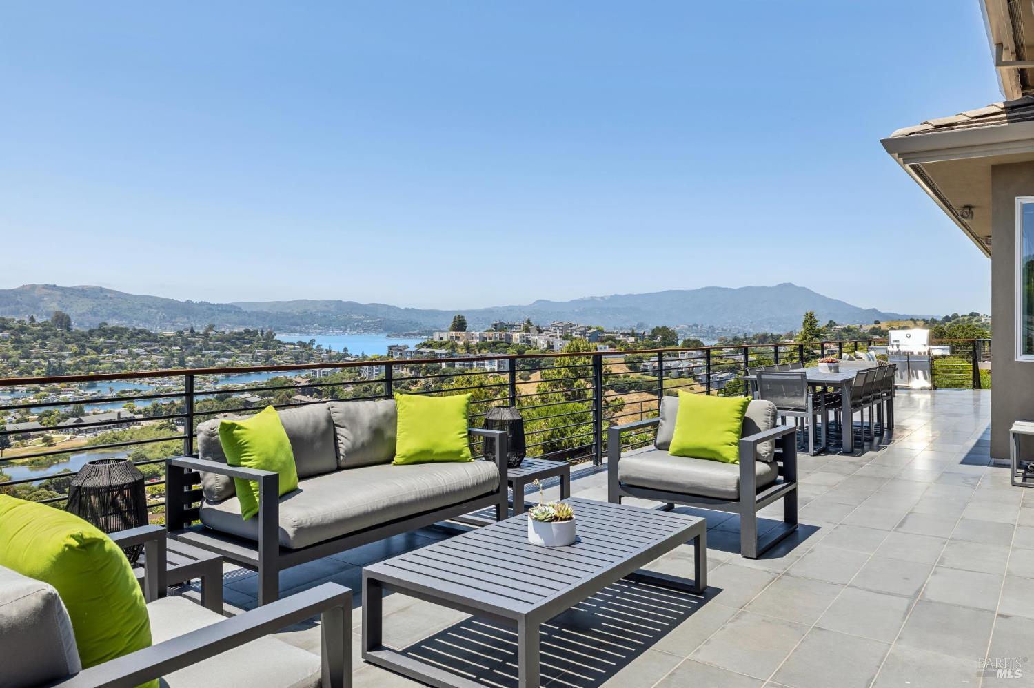 1808 Lagoon View Drive Tiburon CA 94920