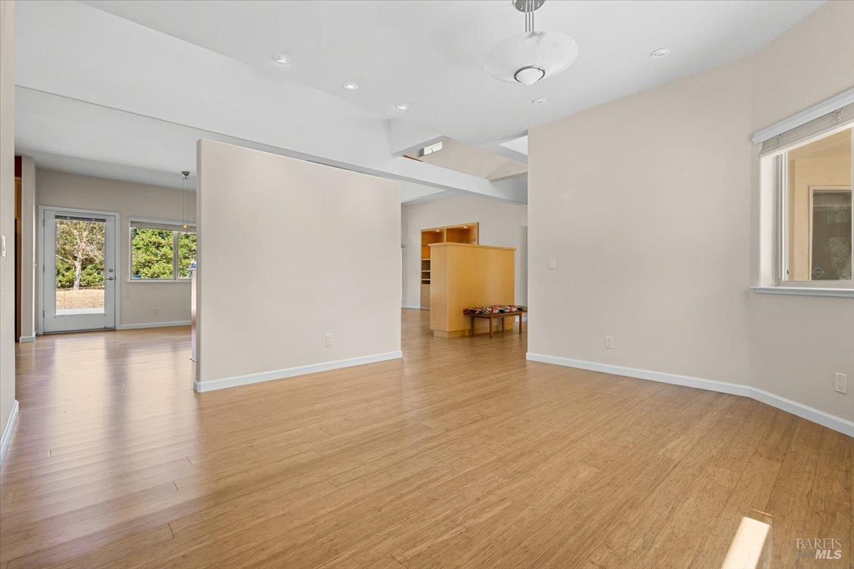 5185 Hessel Road Sebastopol CA 95472