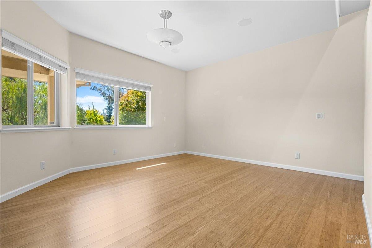 5185 Hessel Road Sebastopol CA 95472