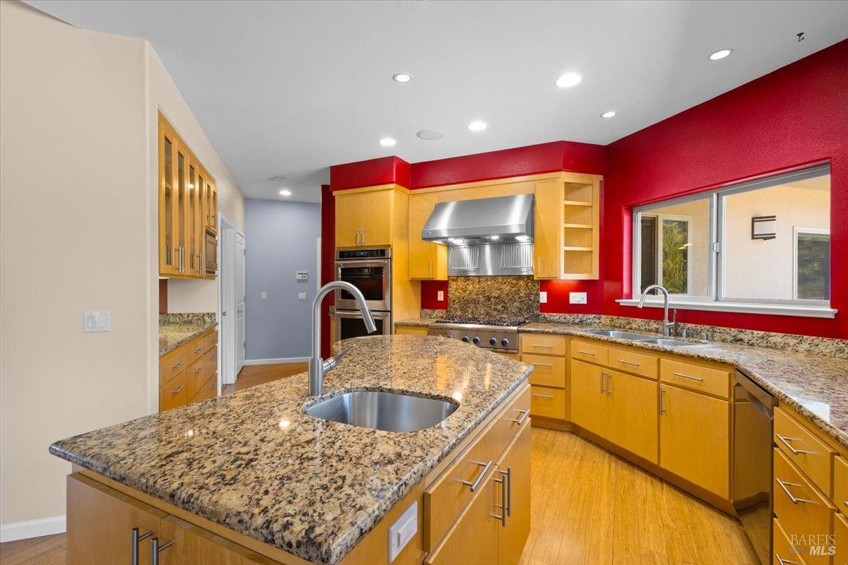 5185 Hessel Road Sebastopol CA 95472