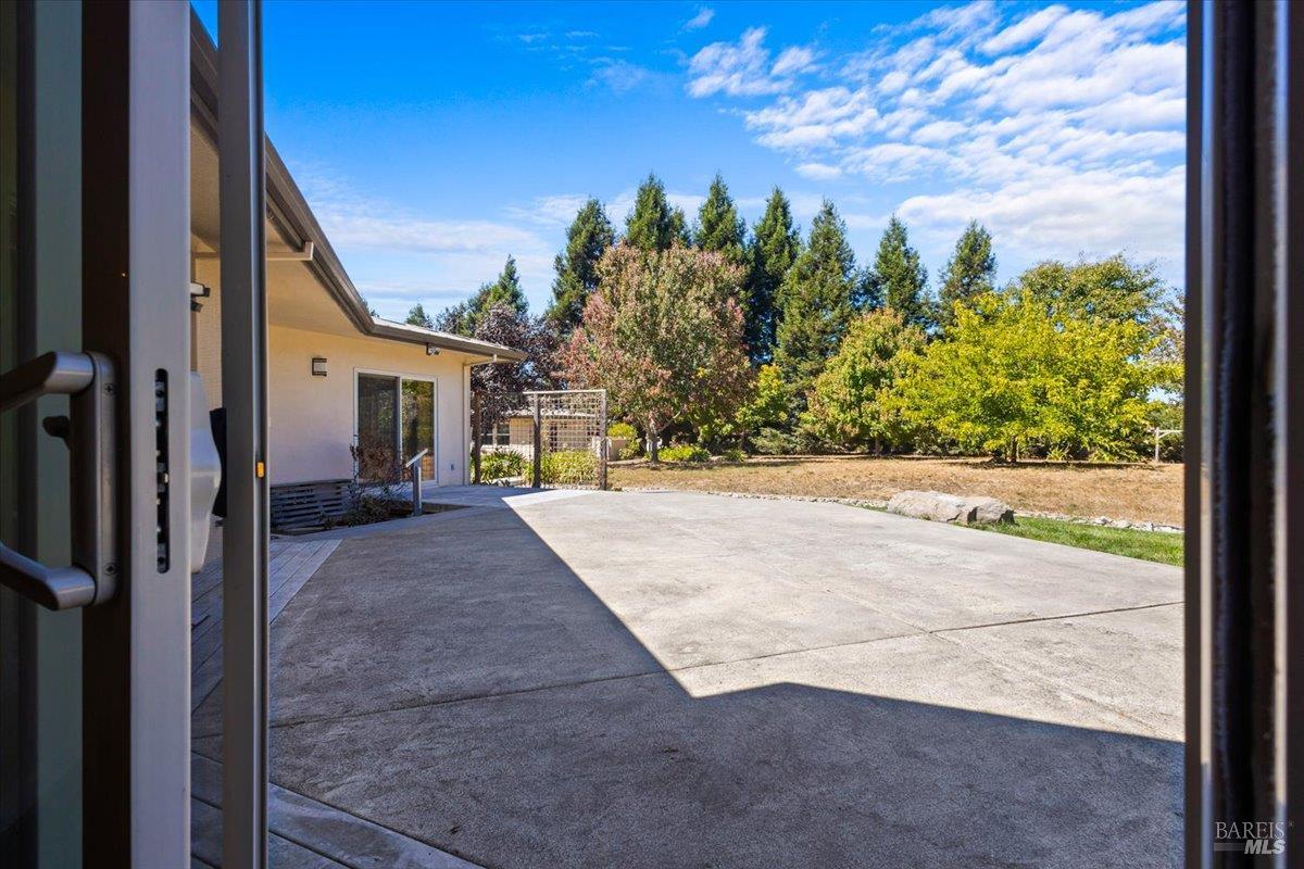 5185 Hessel Road Sebastopol CA 95472