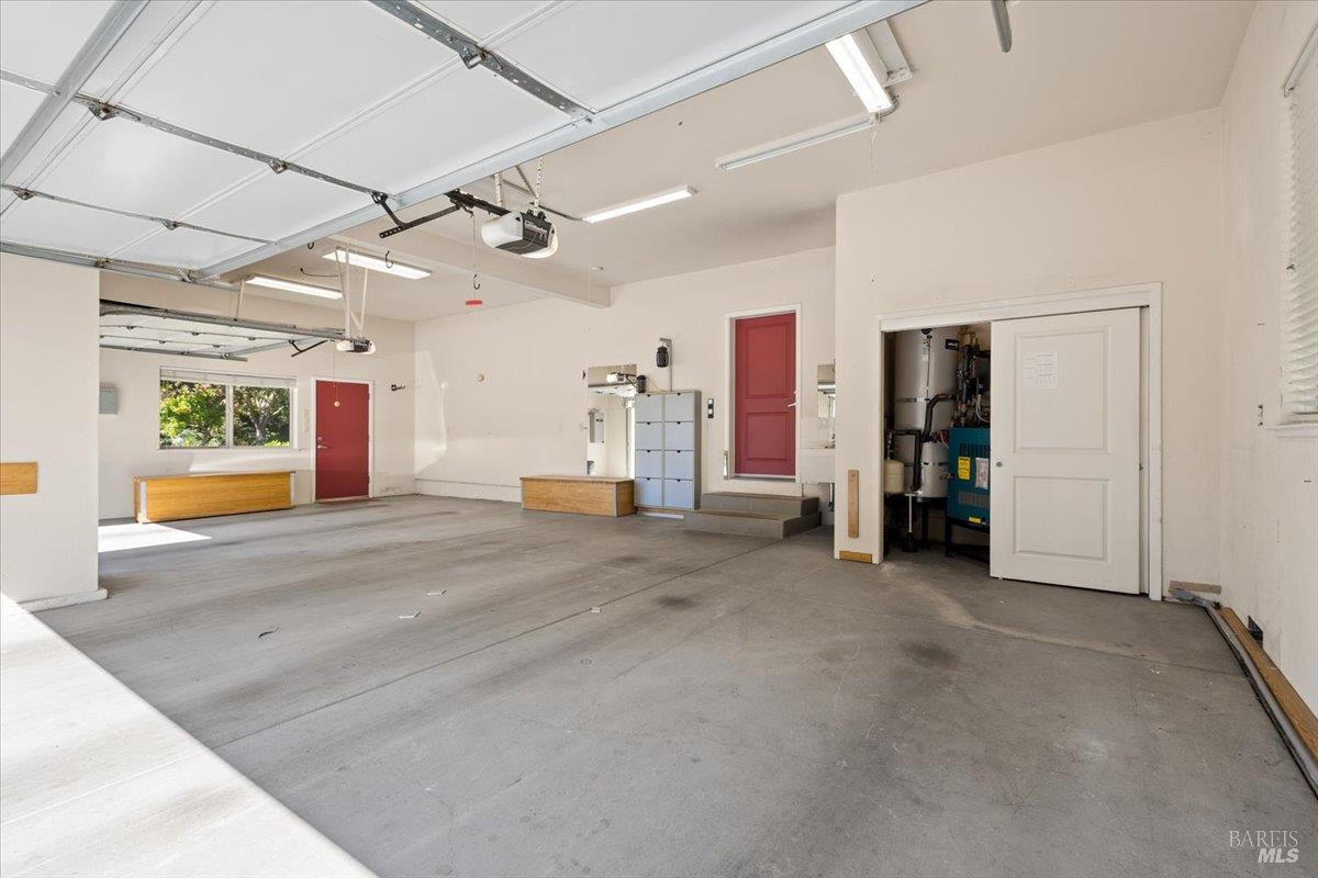 5185 Hessel Road Sebastopol CA 95472