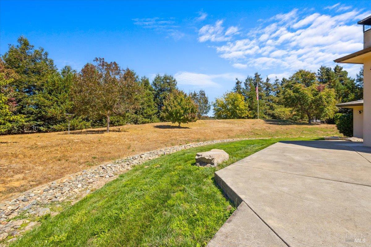 5185 Hessel Road Sebastopol CA 95472