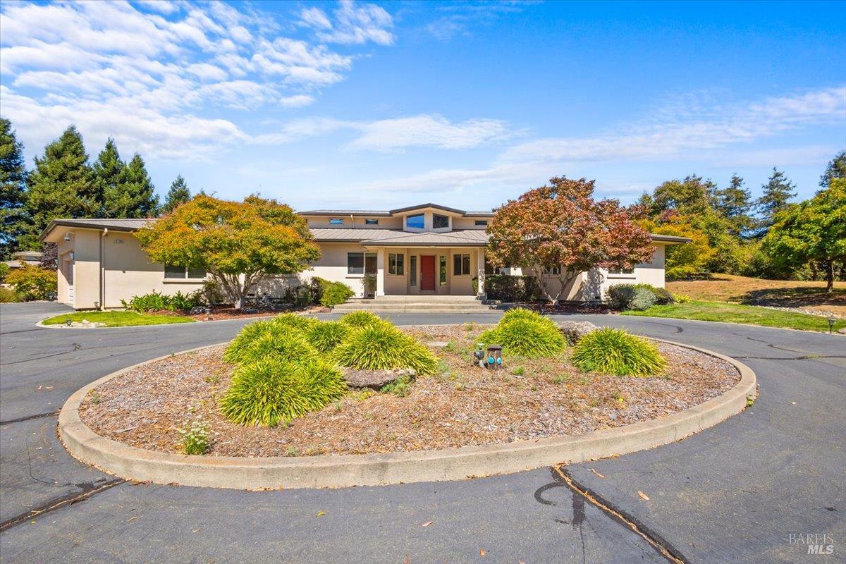 5185 Hessel Road Sebastopol CA 95472