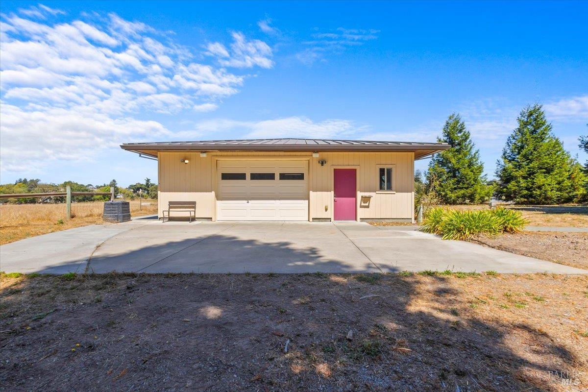 5185 Hessel Road Sebastopol CA 95472