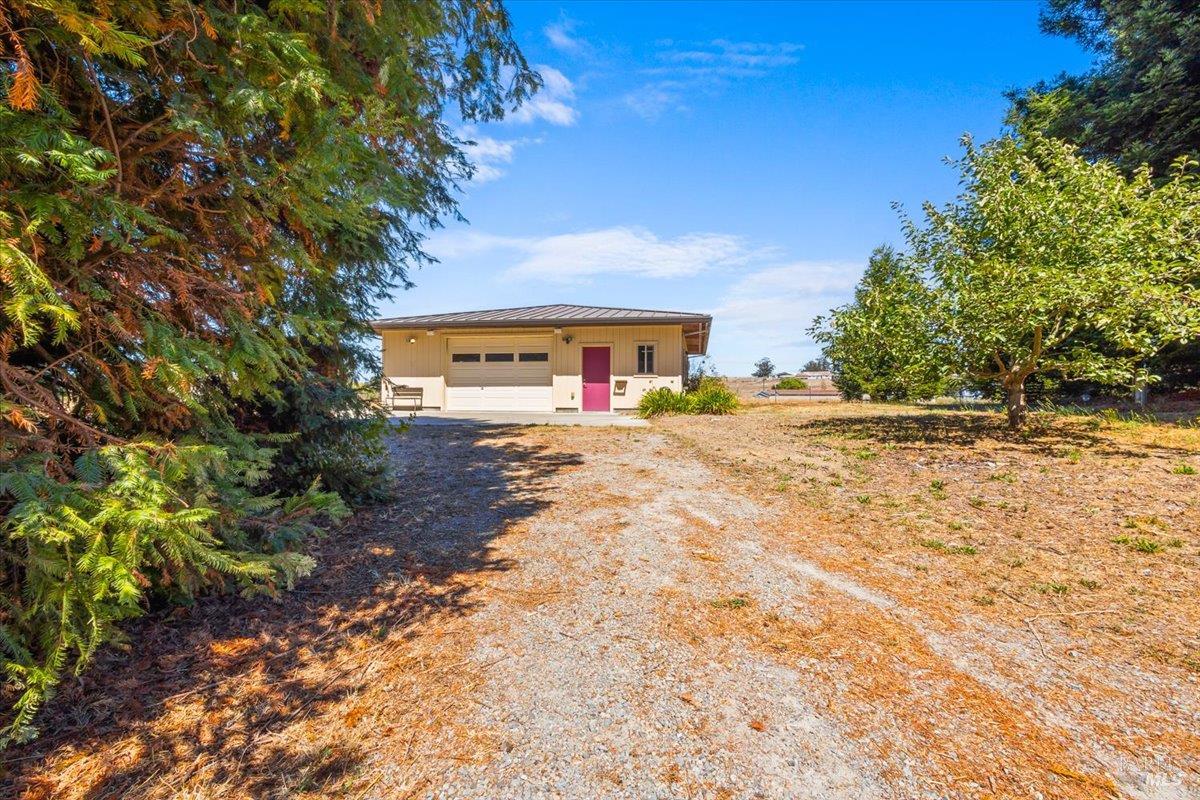 5185 Hessel Road Sebastopol CA 95472