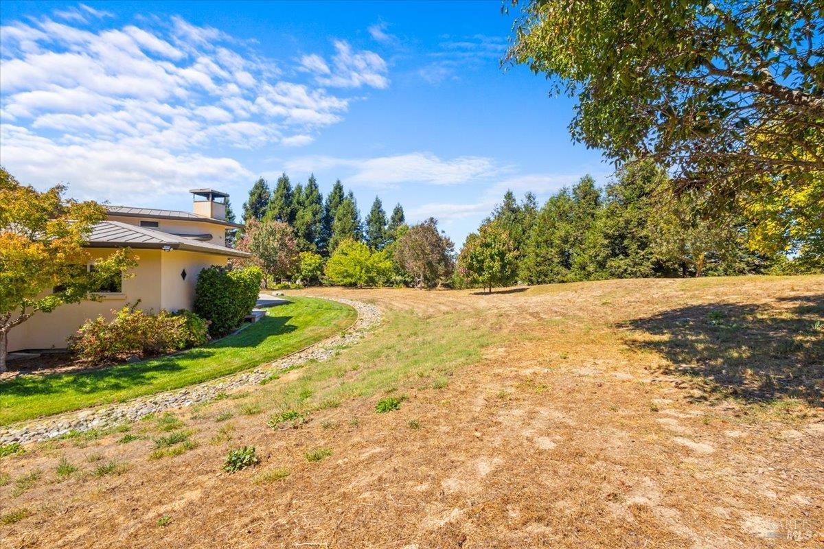5185 Hessel Road Sebastopol CA 95472