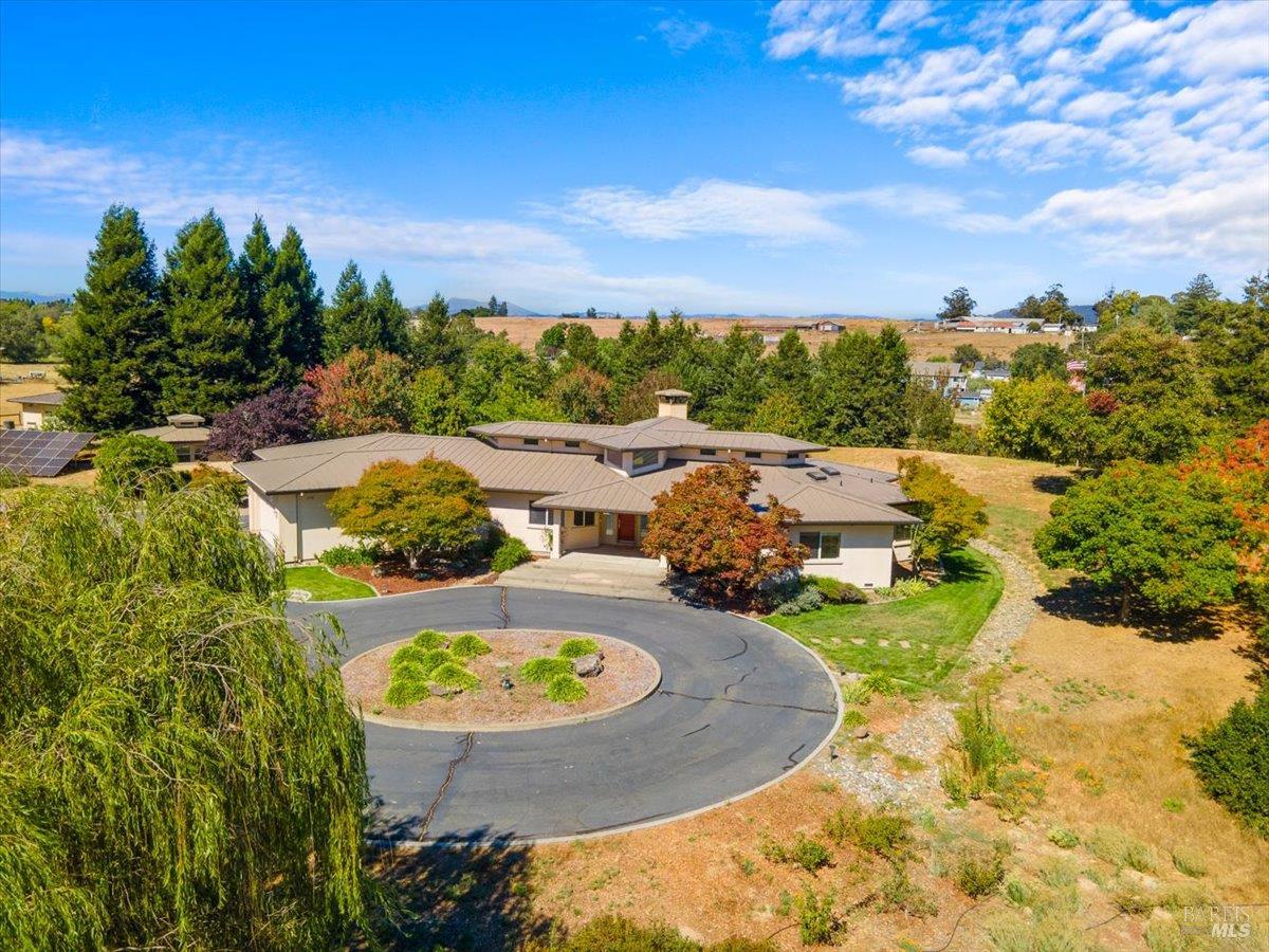 5185 Hessel Road Sebastopol CA 95472