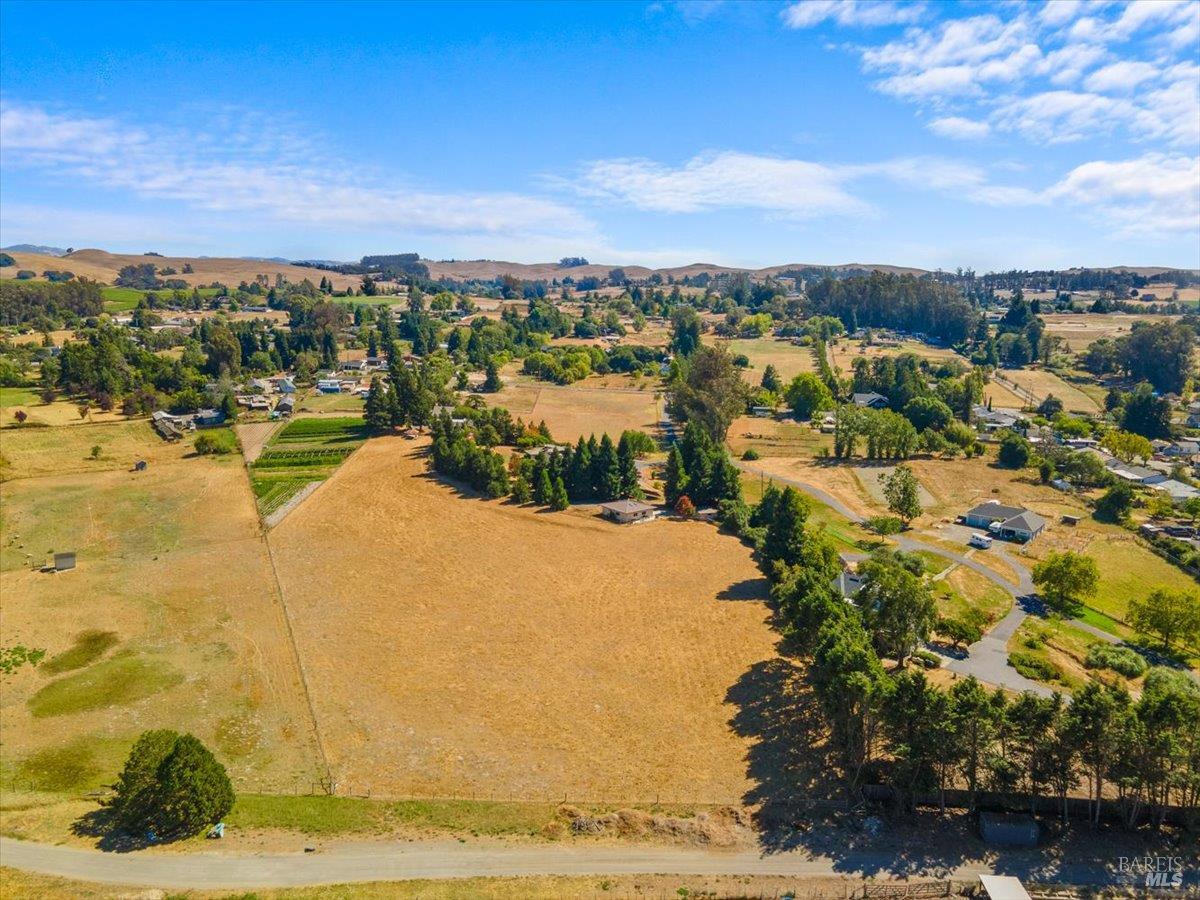 5185 Hessel Road Sebastopol CA 95472