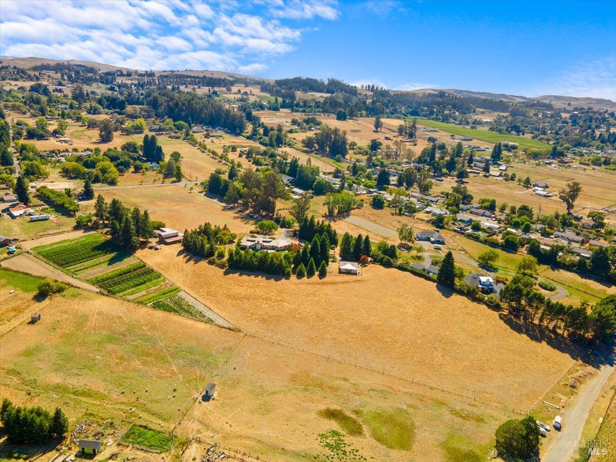 5185 Hessel Road Sebastopol CA 95472