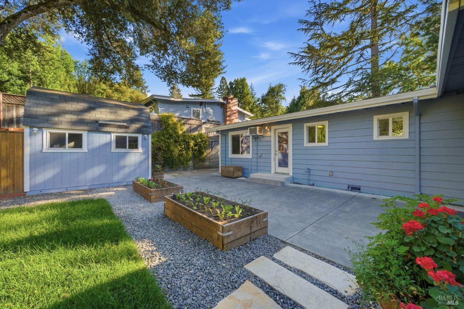 8843 Marianna Drive Forestville CA 95436