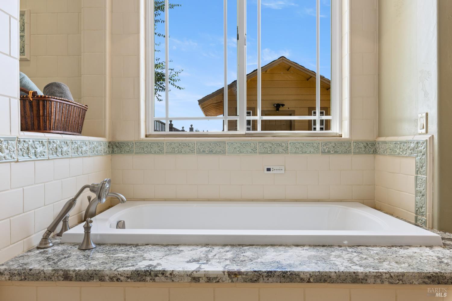 3345 Ackley Road Lakeport CA 95453