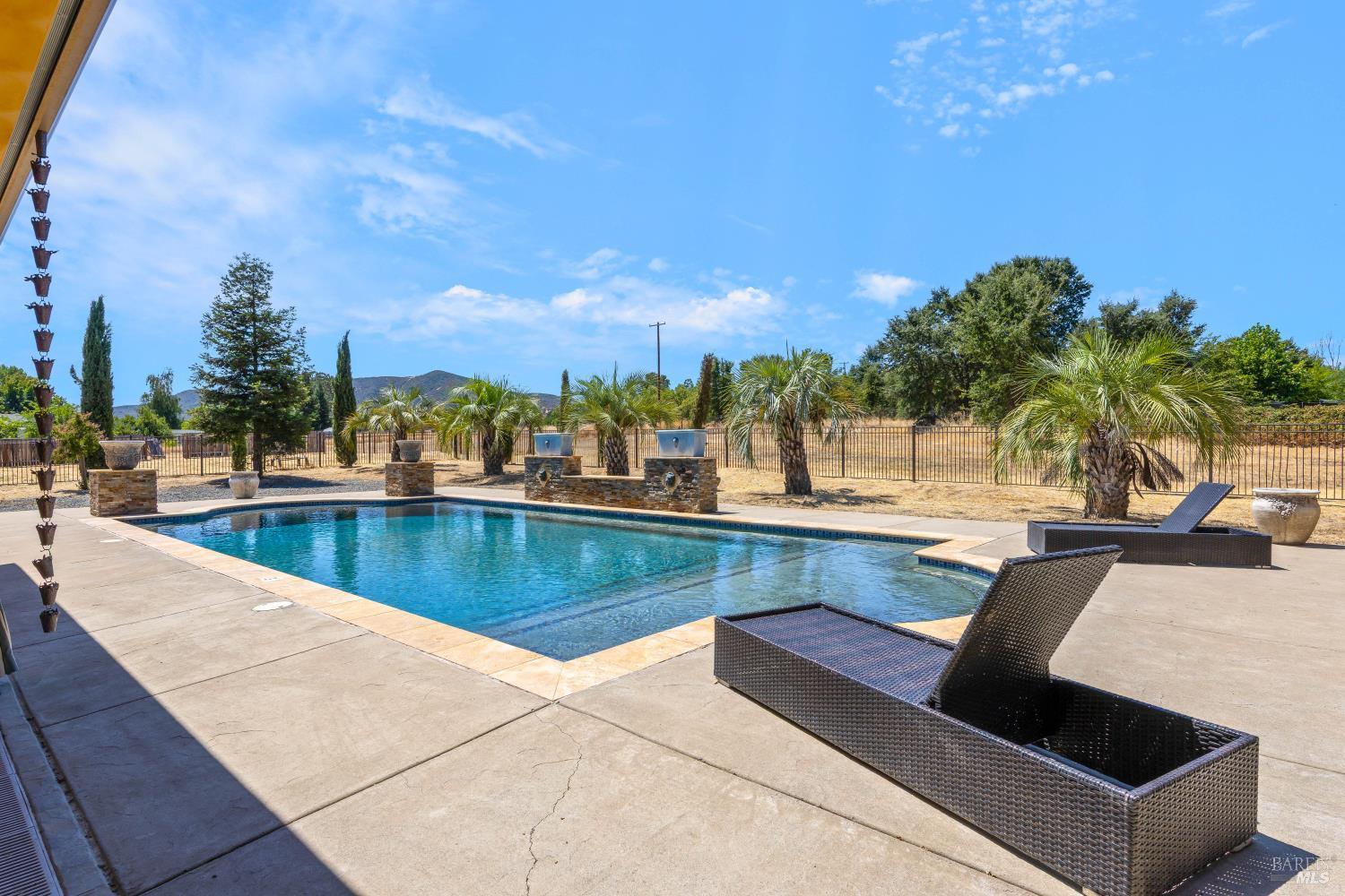 3345 Ackley Road Lakeport CA 95453