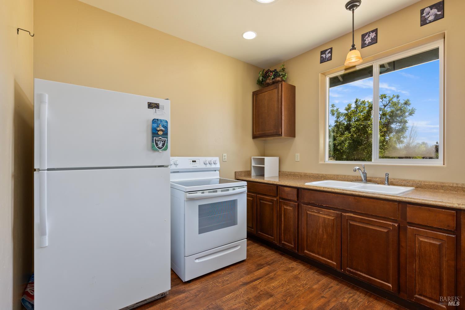 3345 Ackley Road Lakeport CA 95453
