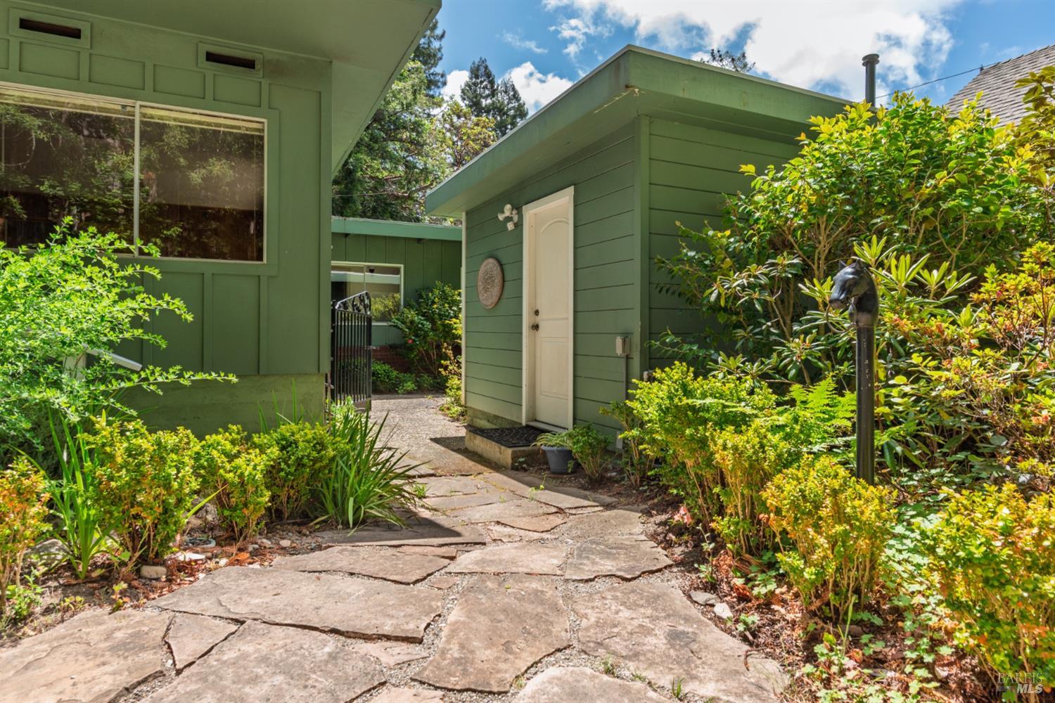 32401 S Highway 1 Gualala CA 95445