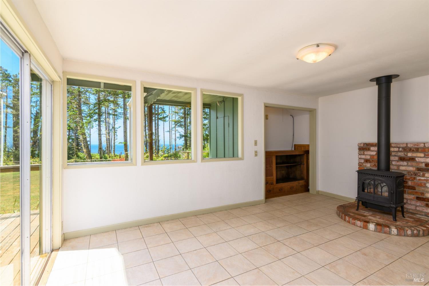 32401 S Highway 1 Gualala CA 95445