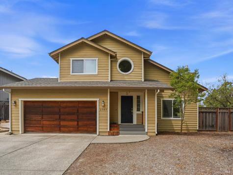2787 Royal Oak Place Santa Rosa CA 95403