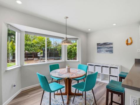 2787 Royal Oak Place Santa Rosa CA 95403