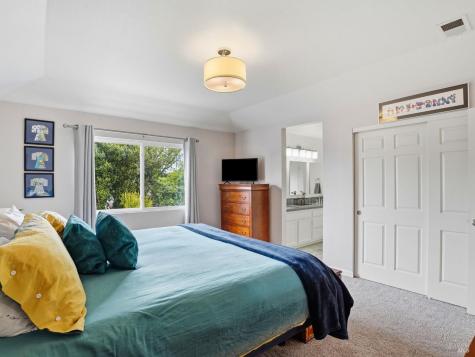 2787 Royal Oak Place Santa Rosa CA 95403