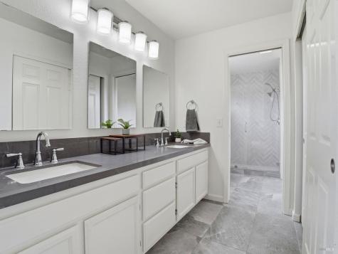 2787 Royal Oak Place Santa Rosa CA 95403