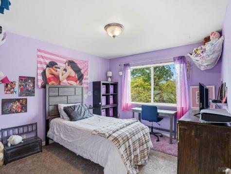 2787 Royal Oak Place Santa Rosa CA 95403