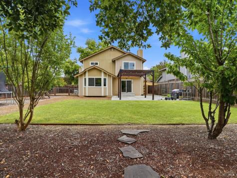 2787 Royal Oak Place Santa Rosa CA 95403