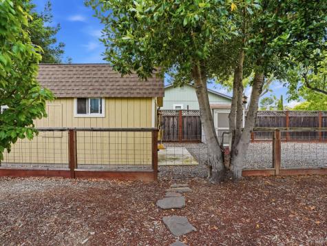 2787 Royal Oak Place Santa Rosa CA 95403