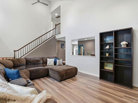 2787 Royal Oak Place Santa Rosa CA 95403