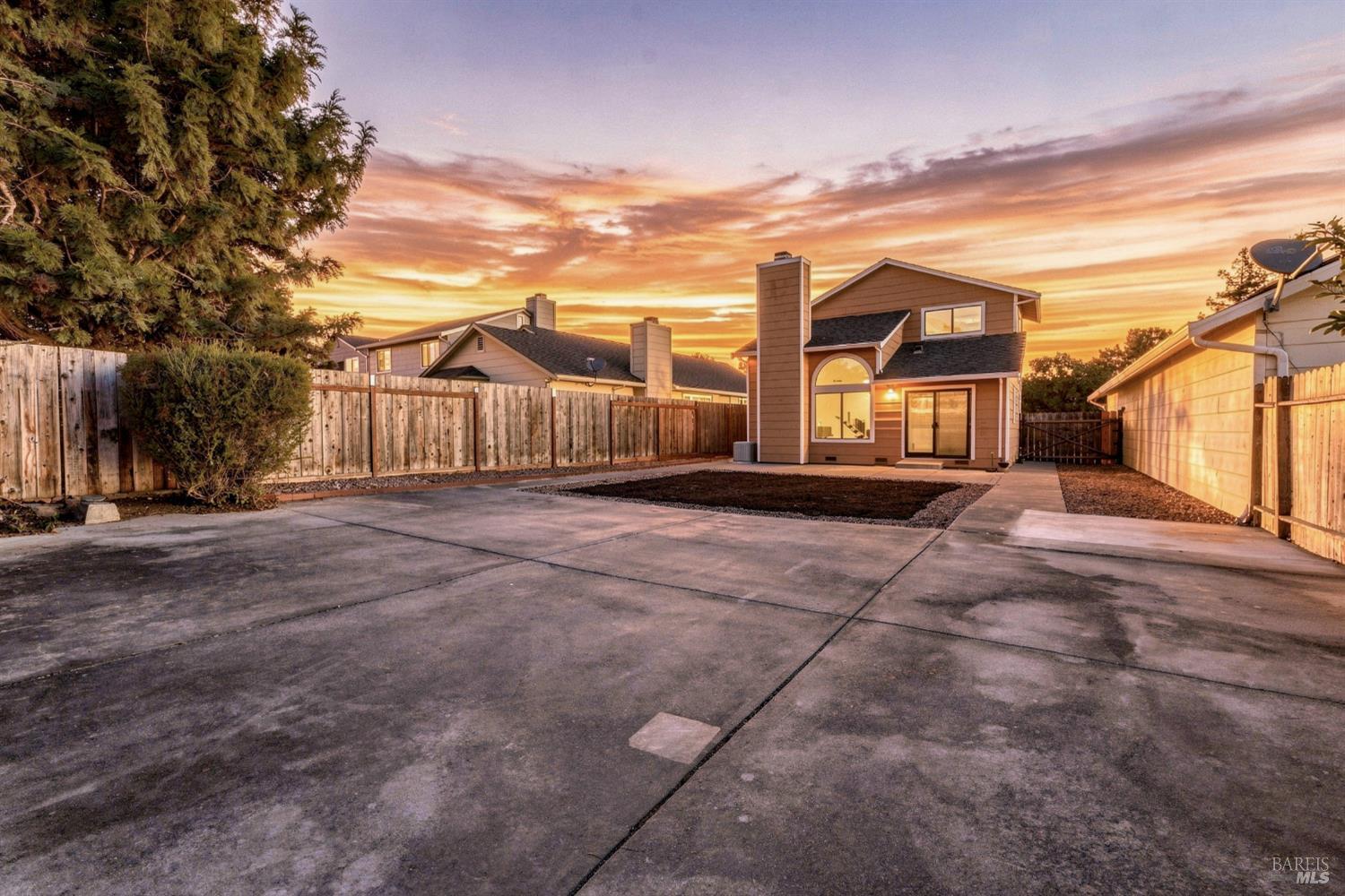 100 Trident Court Vallejo CA 94591