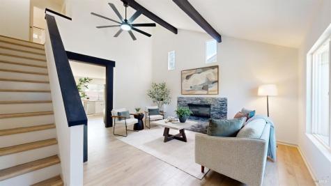 1820 Shelley Drive Santa Rosa CA 95401