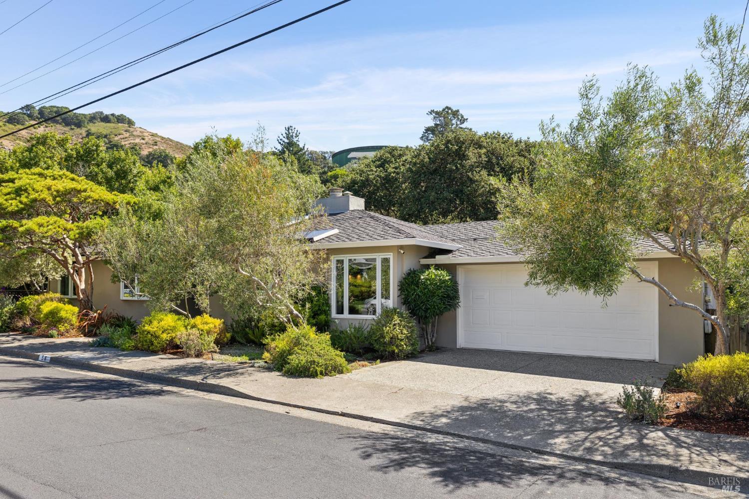 56 Las Casas Drive San Rafael CA 94901