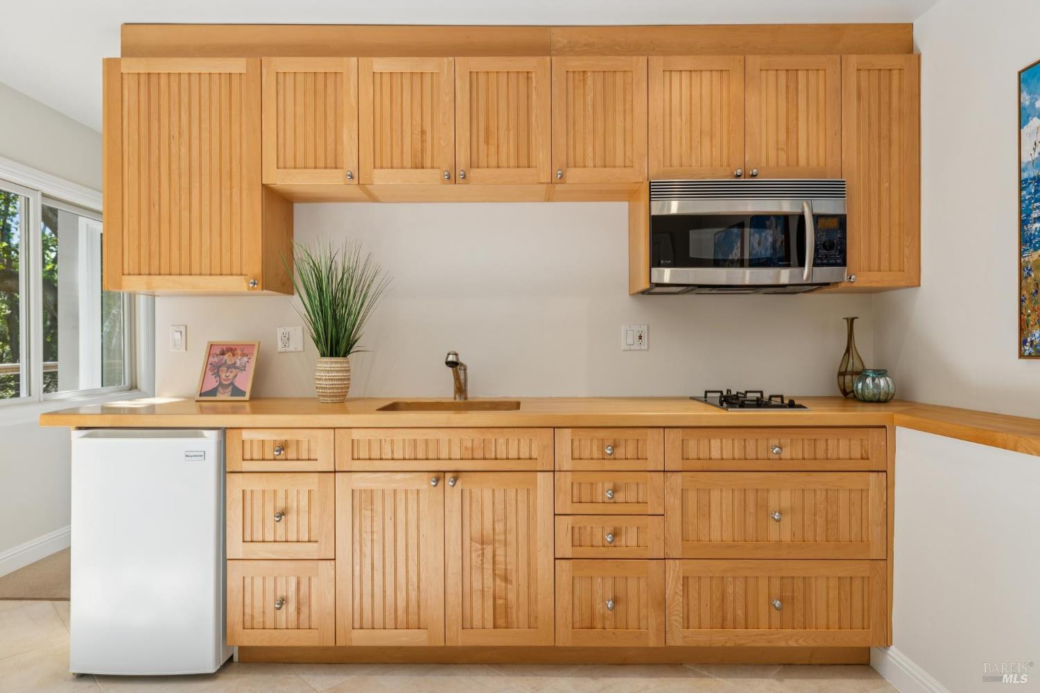 56 Las Casas Drive San Rafael CA 94901