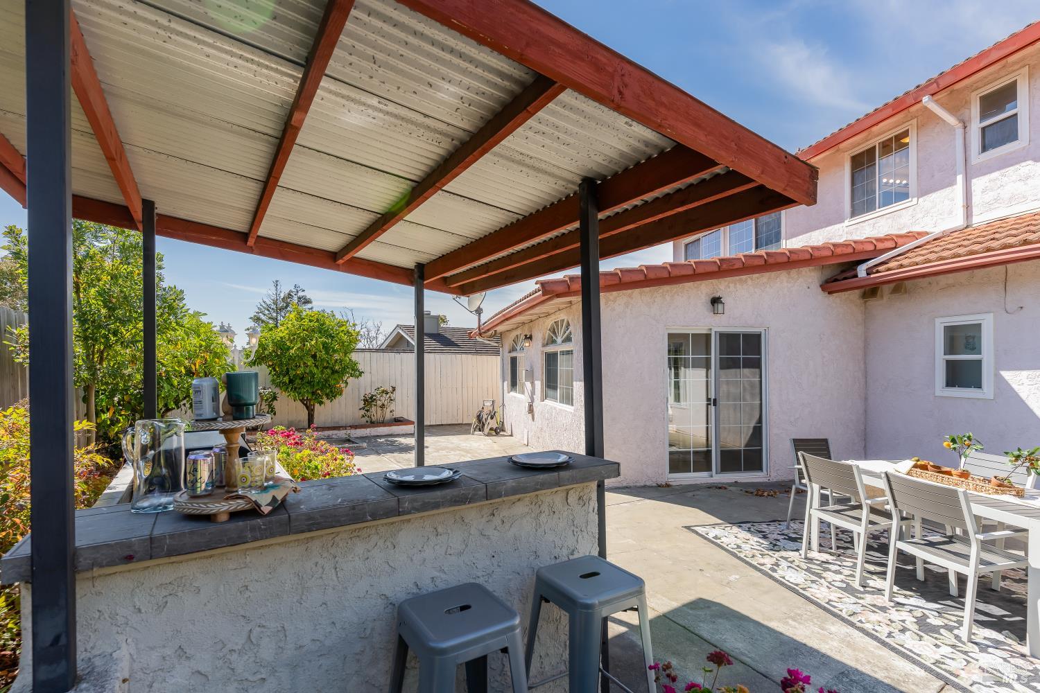 860 Hanlon Way Benicia CA 94510