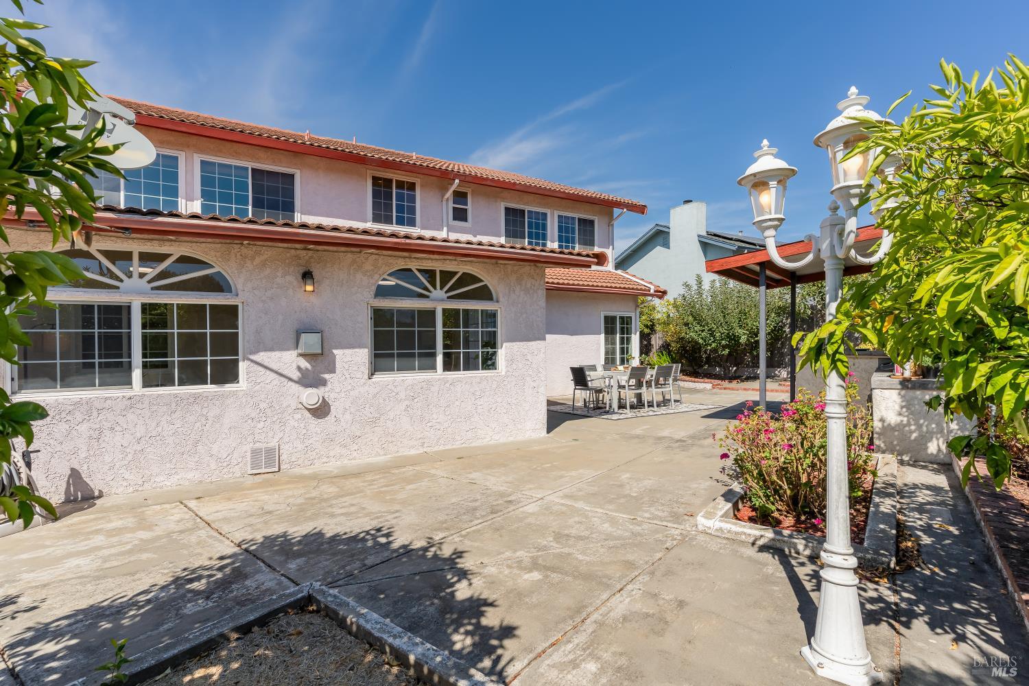 860 Hanlon Way Benicia CA 94510