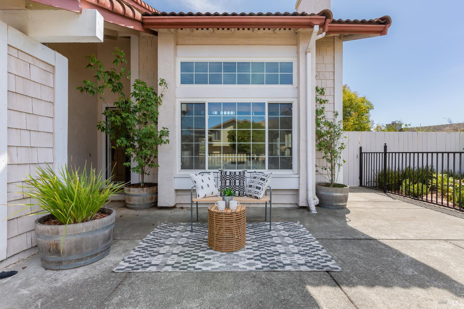 860 Hanlon Way Benicia CA 94510