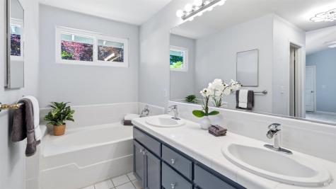 5079 Charmian Drive Santa Rosa CA 95409