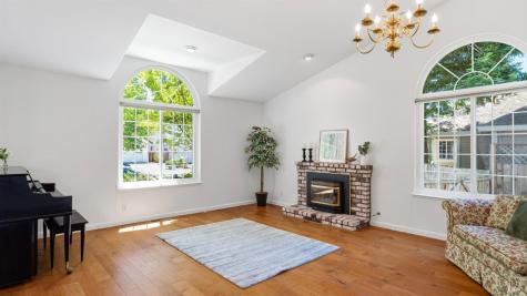 5079 Charmian Drive Santa Rosa CA 95409
